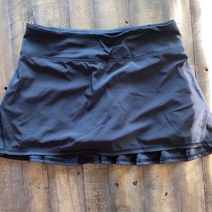 Lululemon running skirt black 6